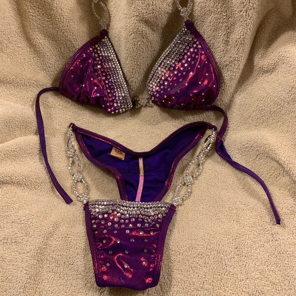 Dazzling Purple Competition Bikini - Picture 7 of 9